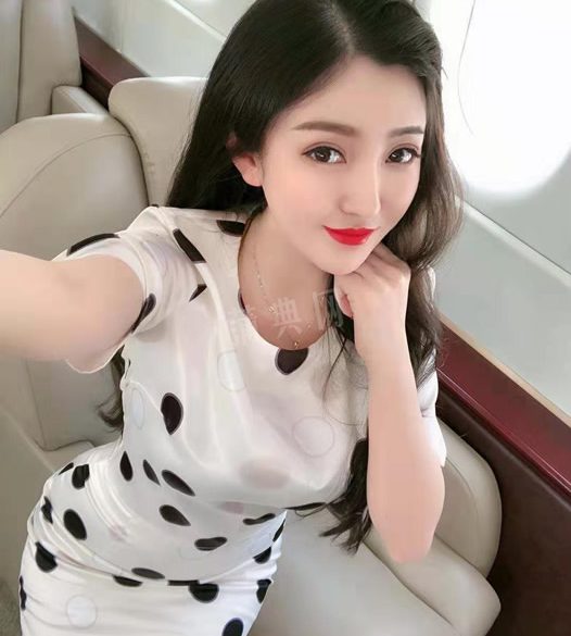 在一些贴吧中商务模特喜欢在那里进行一个自我淘醉